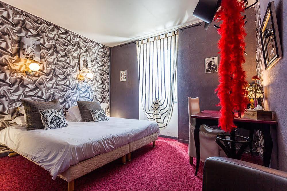 Logis Le Relais Sarrasin Hotel Vezenobres Luaran gambar